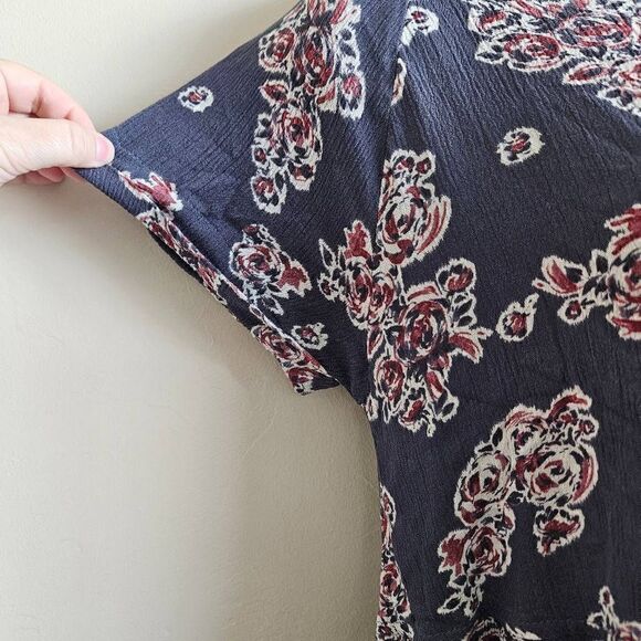 Lush Floral Blouse with Back Lace Up - Picture 3 of 8